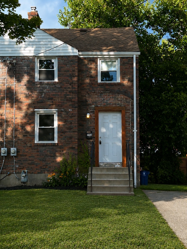 Building Photo - 1146 Shadycrest Dr
