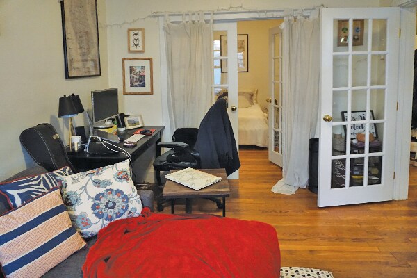 Primary Photo - 26 Willow St