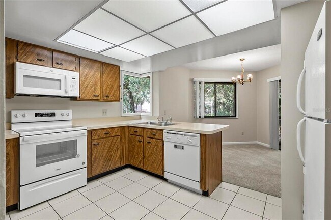 Foto del edificio - 14 Oakmont Ct