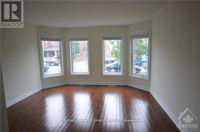 Photo du bâtiment - 252 Moss Grove St