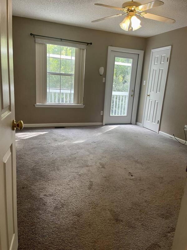 Foto del edificio - 2910 Cross Creek Ct