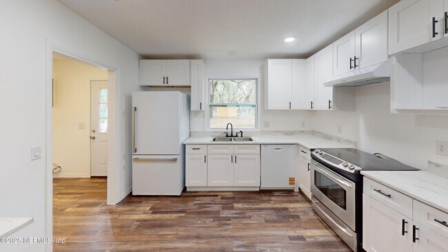 Foto del edificio - 201 Florence Ave