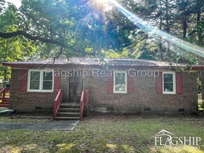 Building Photo - 1852 Kinsaul-Willoughby Rd