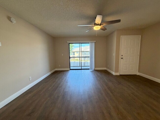 Foto del edificio - ANNUAL RENTAL - 1 BED / 1 BATH CONDO AT MYSTIC GARDENS