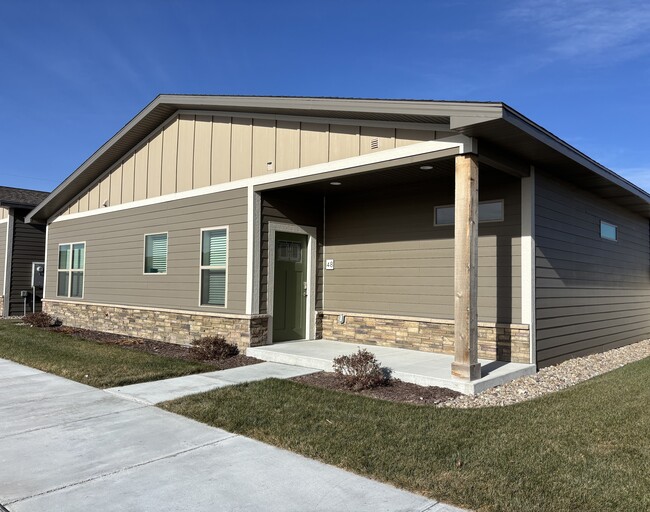 Building Photo - Concord Villas