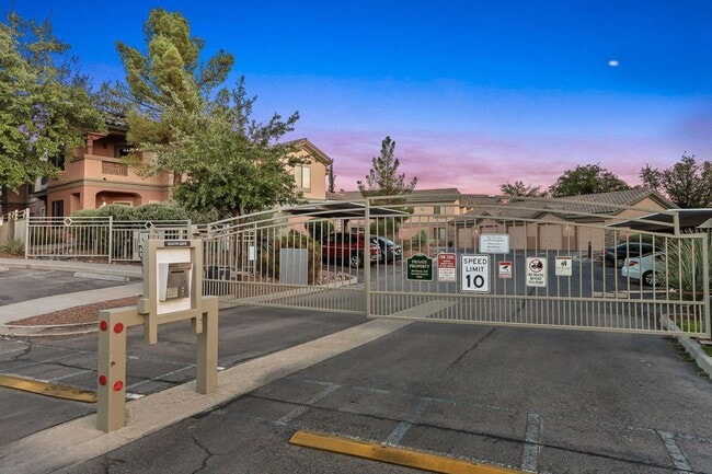 Building Photo - Morningstar Casitas Condo #308