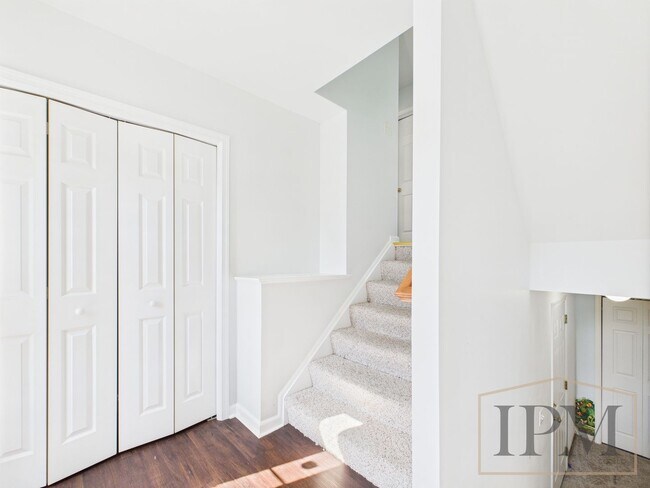 Foto del edificio - Coming Soon - 3 Bedroom Home in Dallastown...