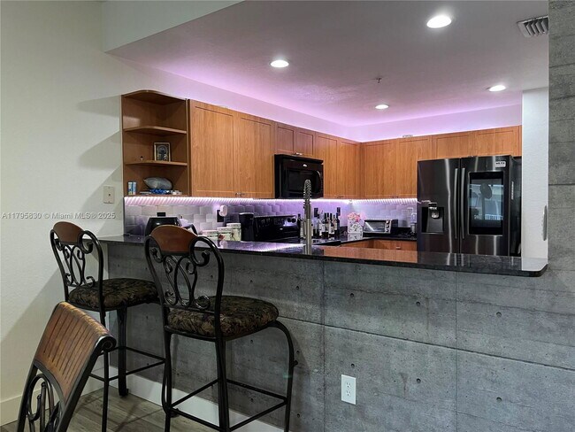 Foto del edificio - 8900 NW 107th Ct