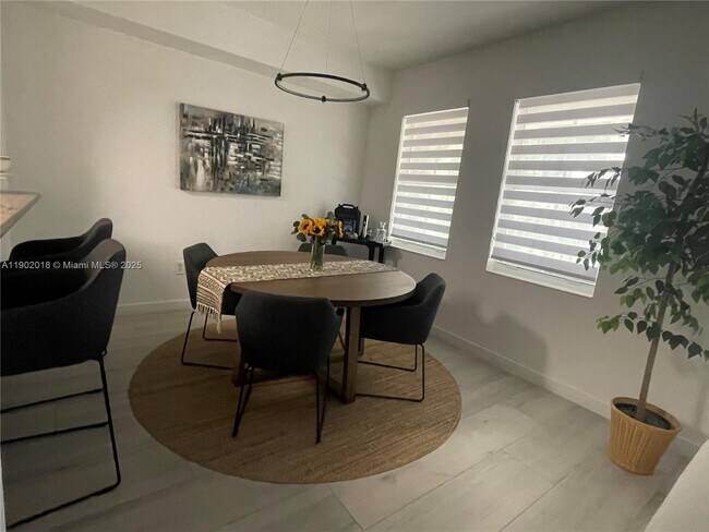 Foto del edificio - 11605 NW 89th St