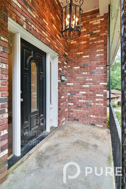 Building Photo - 1537 Sewanee Dr