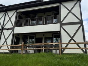 Building Photo - 4411 Lennox Pl