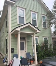 Building Photo - 44 Grove St