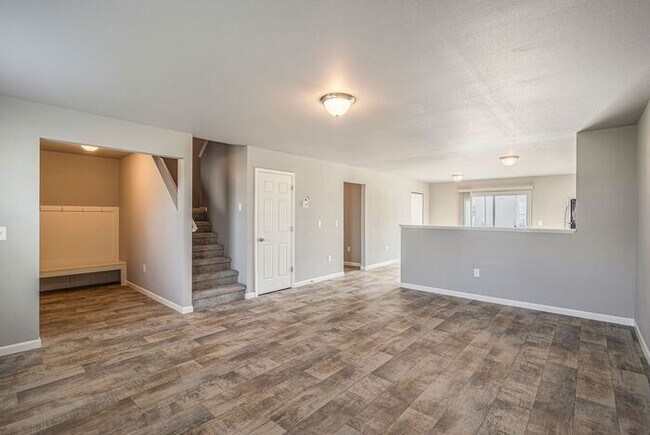 Foto del edificio - 7251 Coneflower Ct