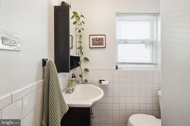 Building Photo - 2651 Agate St