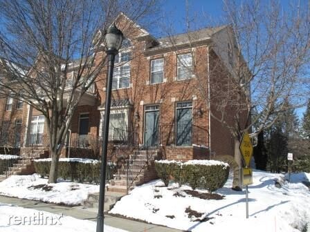 Foto principal - 2 br, 2.5 bath Condo - 39424 Springwater Dr