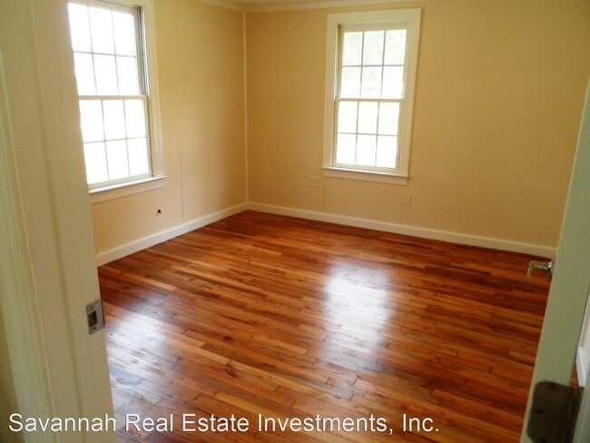 Building Photo - 2 br, 1 bath House - 244 Hinesville Unit B