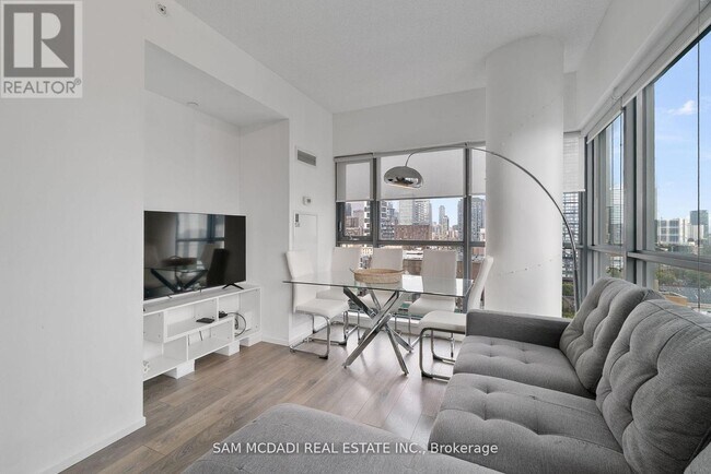 Photo du bâtiment - 159 Dundas St E