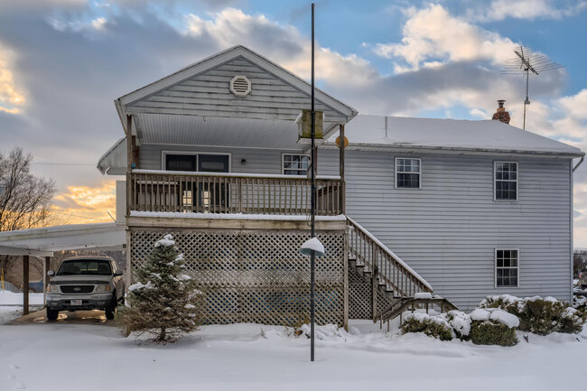 Exterior Back - 1002 Pine Grove Rd