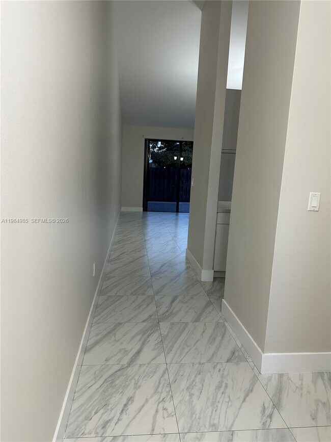Foto del edificio - 6708 NW 188th Terrace