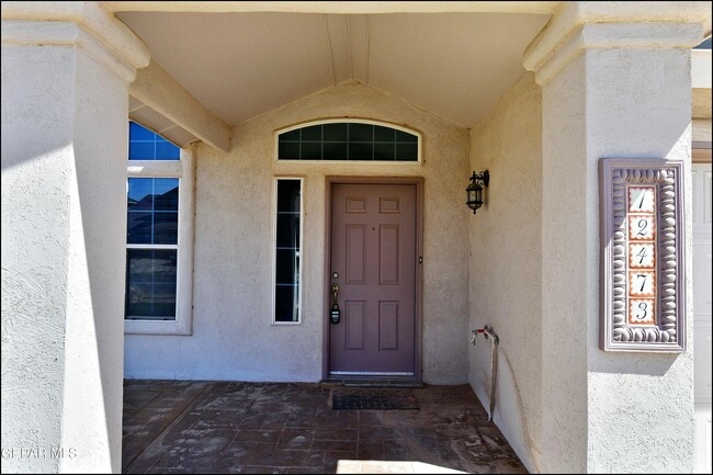 Building Photo - 12473 Paseo Azul Dr