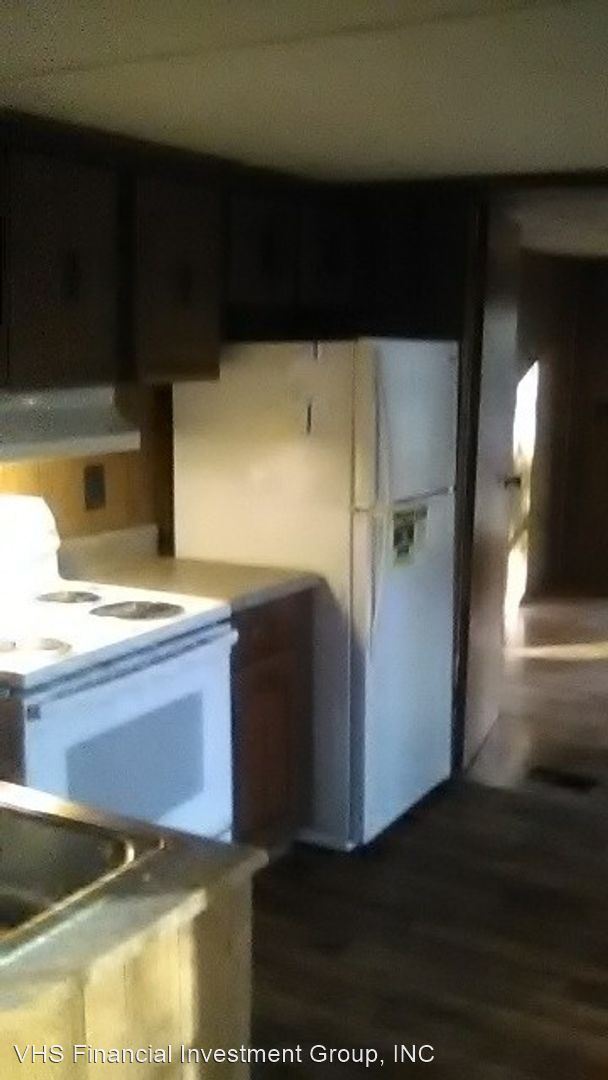 Building Photo - 2 br, 1.5 bath House - 82 CC Jones