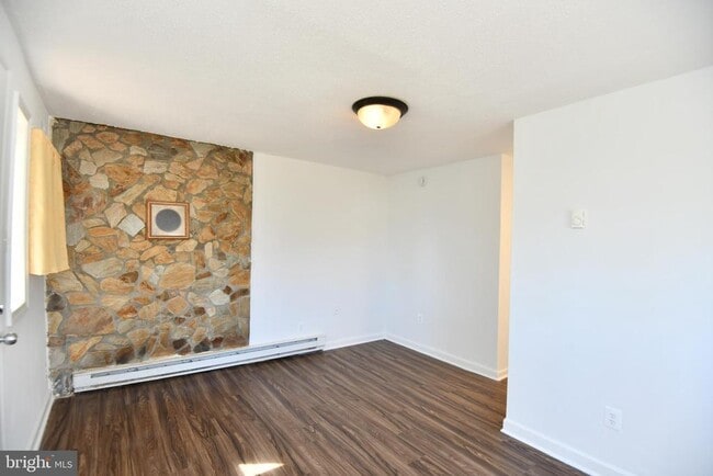 Foto del edificio - 9001 Yorkshire Ln