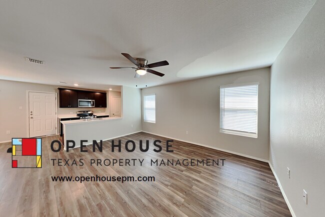 Building Photo - 437 Falling Star Dr, Haslet