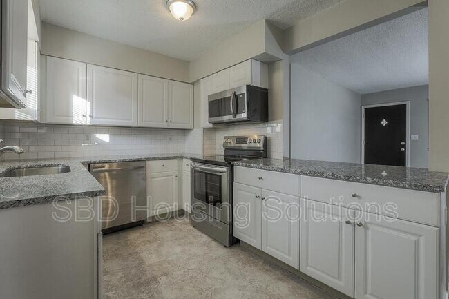 Foto del edificio - 4001 S Pleasant St