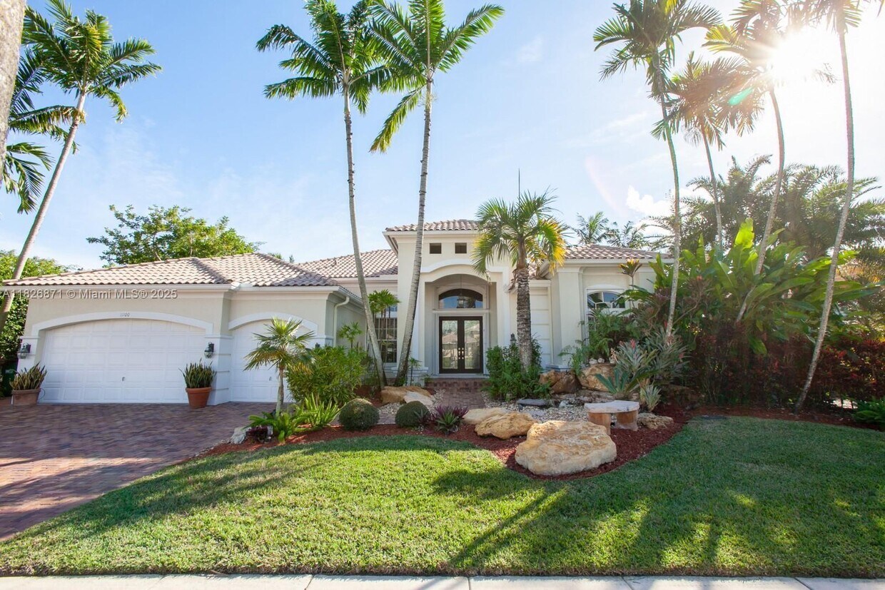 Foto principal - 11100 Redhawk St