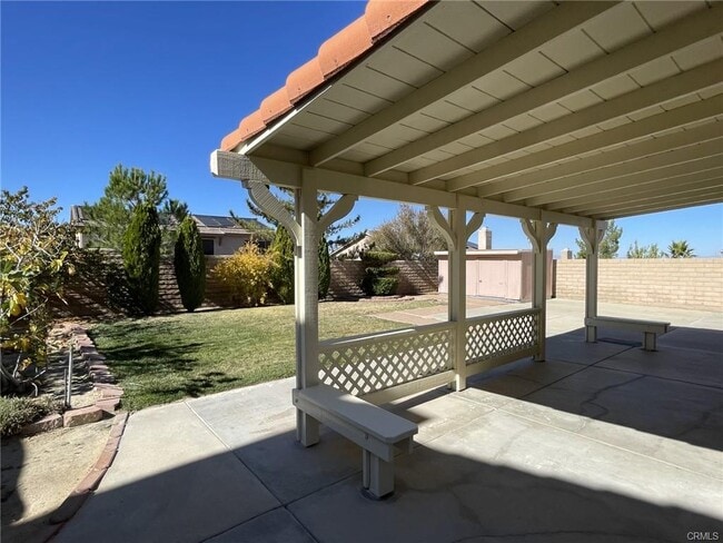 Foto del edificio - 38661 Annette Ave