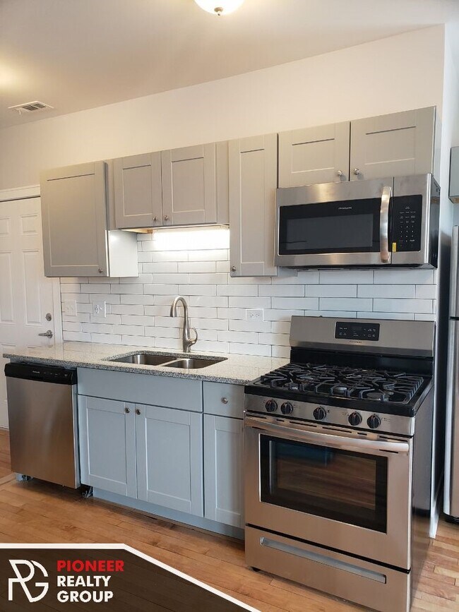 Foto del edificio - 5610 N Western Ave