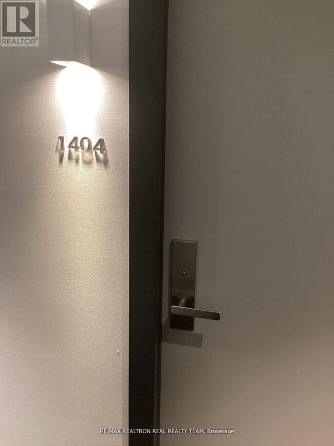 Photo du bâtiment - 30 Gibbs Rd