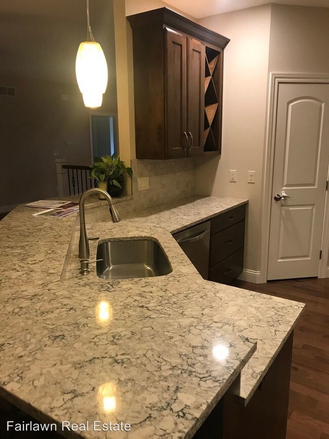 Foto del edificio - 4 br, 3.5 bath House - 2412 Prairie Ridge Pl.