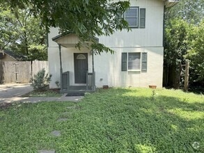 Building Photo - 105 W Stegall Dr