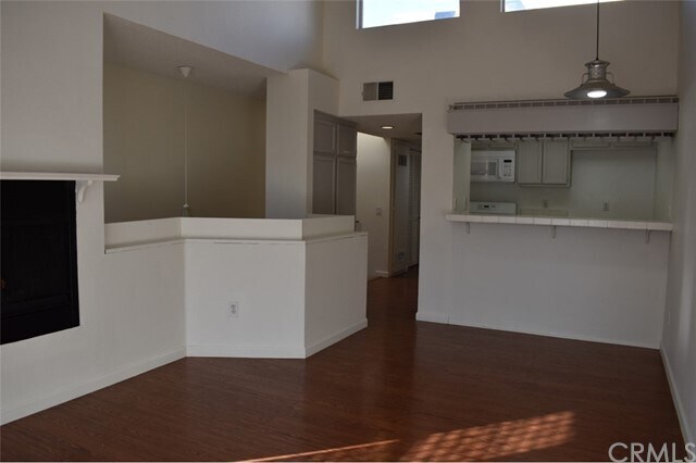 Building Photo - 10704 Colima Rd