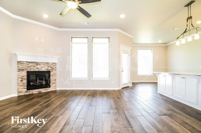 Building Photo - 18609 Austin Pl