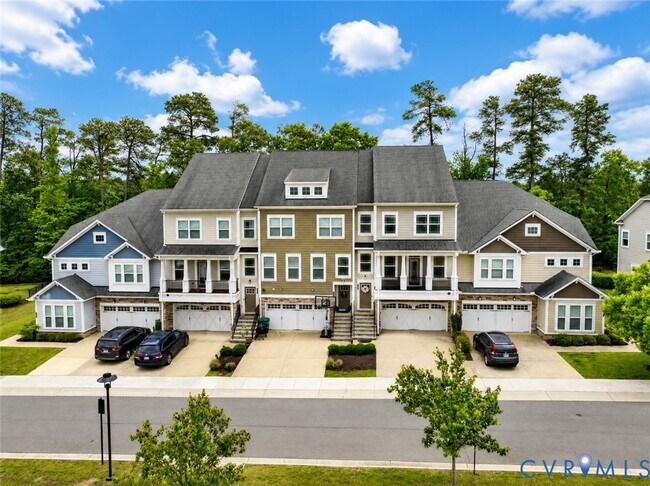 Foto del edificio - 5421 Hickory Ann Dr