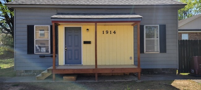 EZ Access to Jenny Lind - 1914 S S St