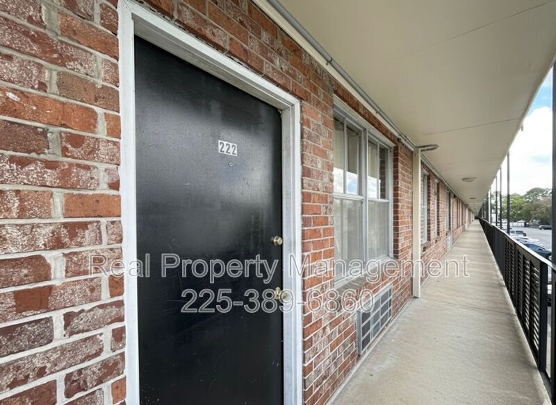 Foto principal - 3101 Highland Rd