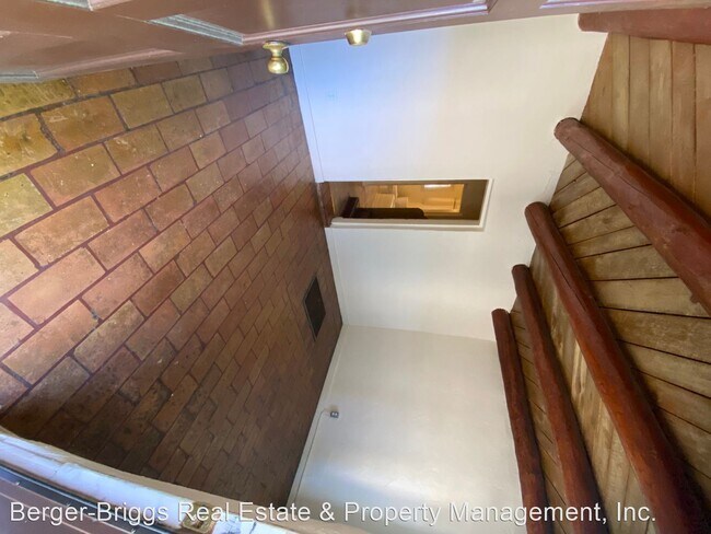 Foto del edificio - 1310 Dr Martin Luther King Jr Ave NE