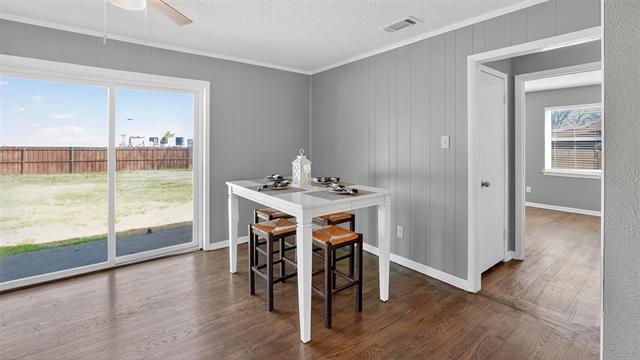 Building Photo - 8155 Shafter Dr
