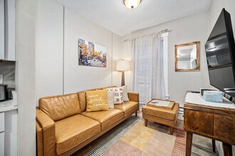 Building Photo - 31 Prince St