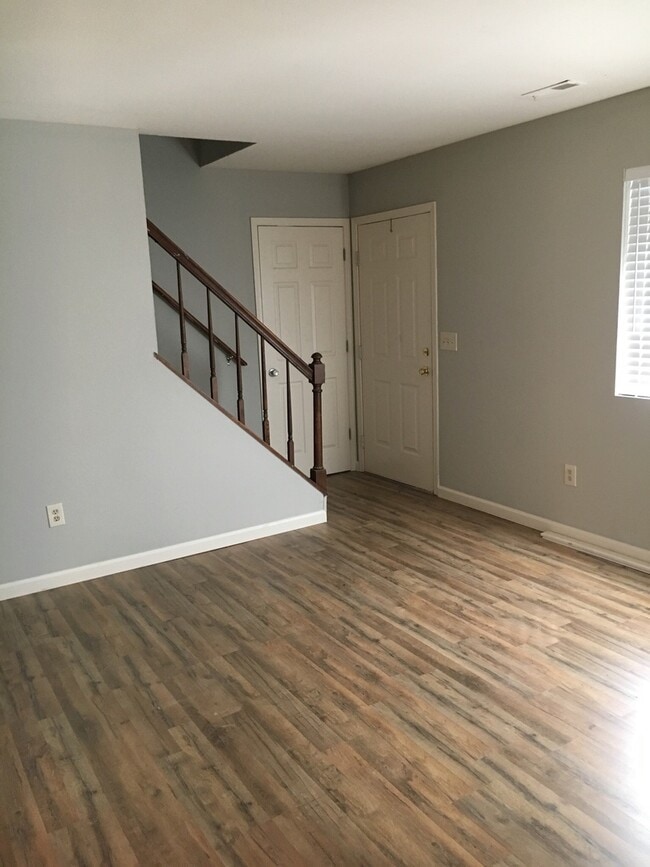 Building Photo - Rosewood Condominiums