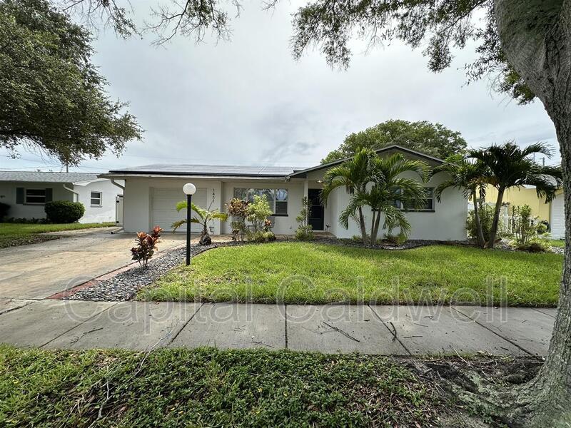 Primary Photo - 1451 San Diego Dr