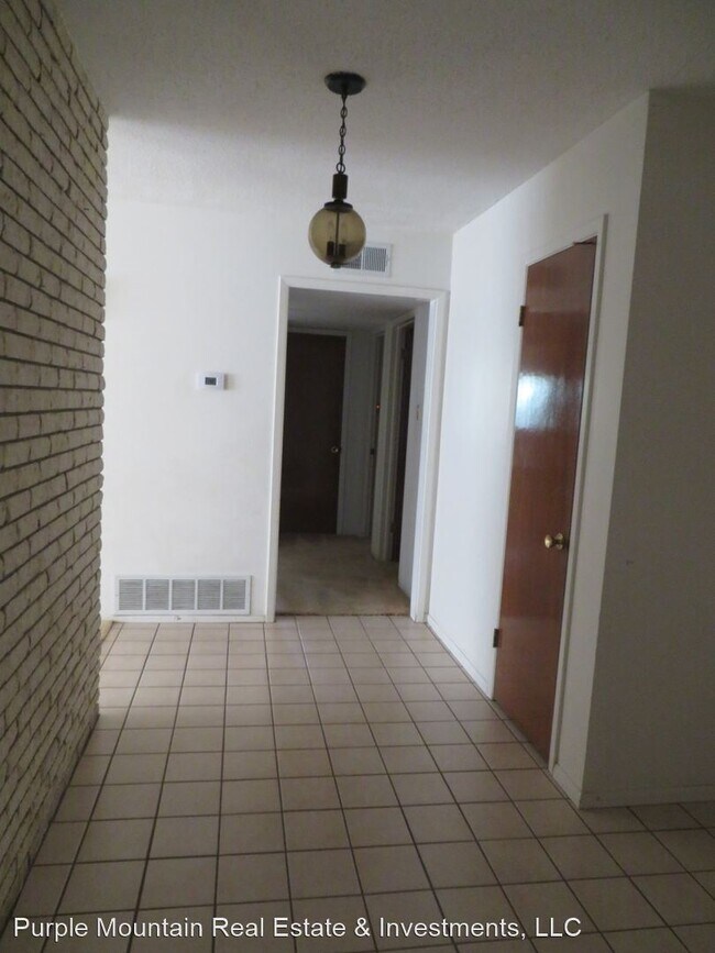 Building Photo - 3 br, 2 bath House - 1500 PALO VERDE