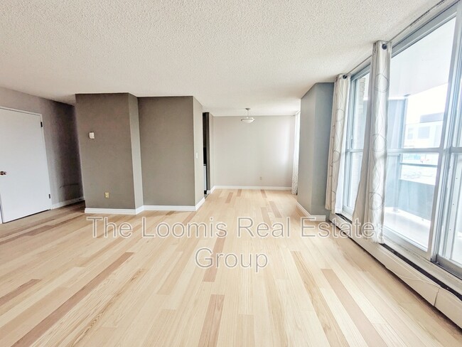 Building Photo - 13910 Stony Plain Rd