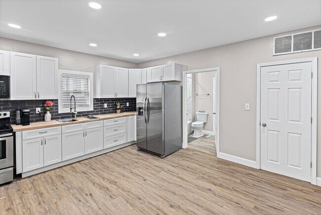 Foto del edificio - 309 S Euclid Ave