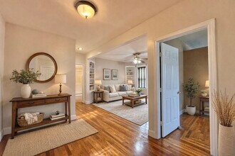 Building Photo - 49 Favre St