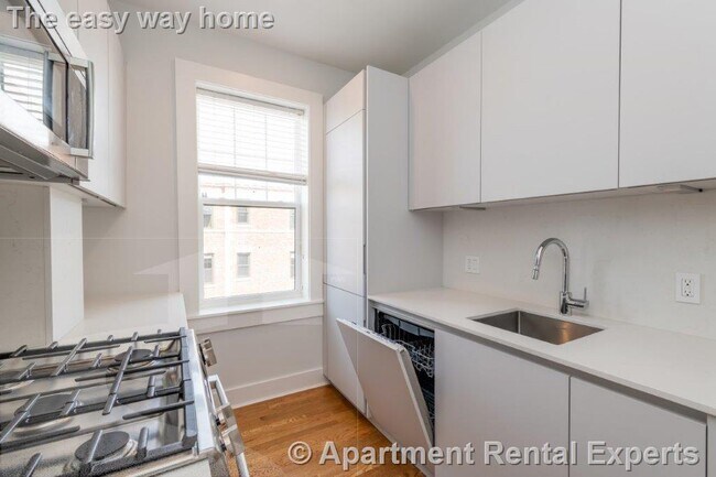 Photo - 18 Forest St Apartment