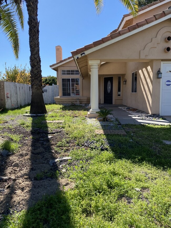 Foto del edificio - 16502 Mango Way